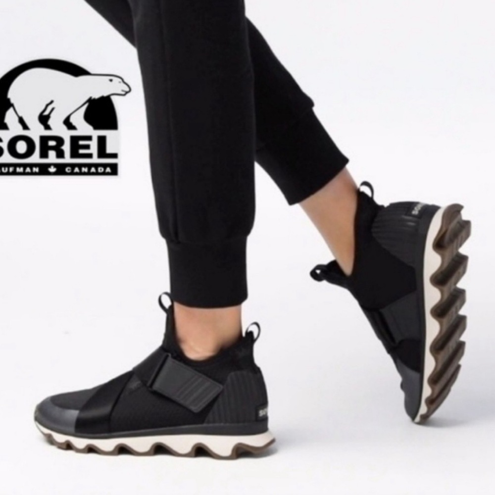 Sorel Kinetic Sneaker in Camo Black
